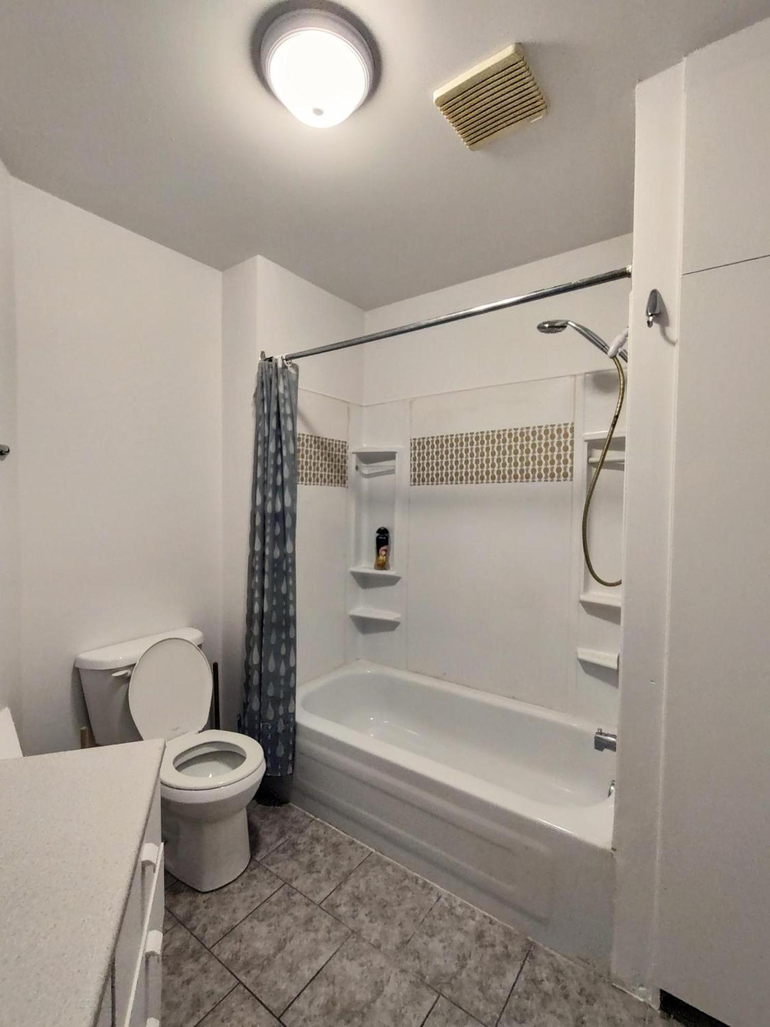 Welcome To Airbnb Saint-Jean-sur-Richelieu Dış mekan fotoğraf
