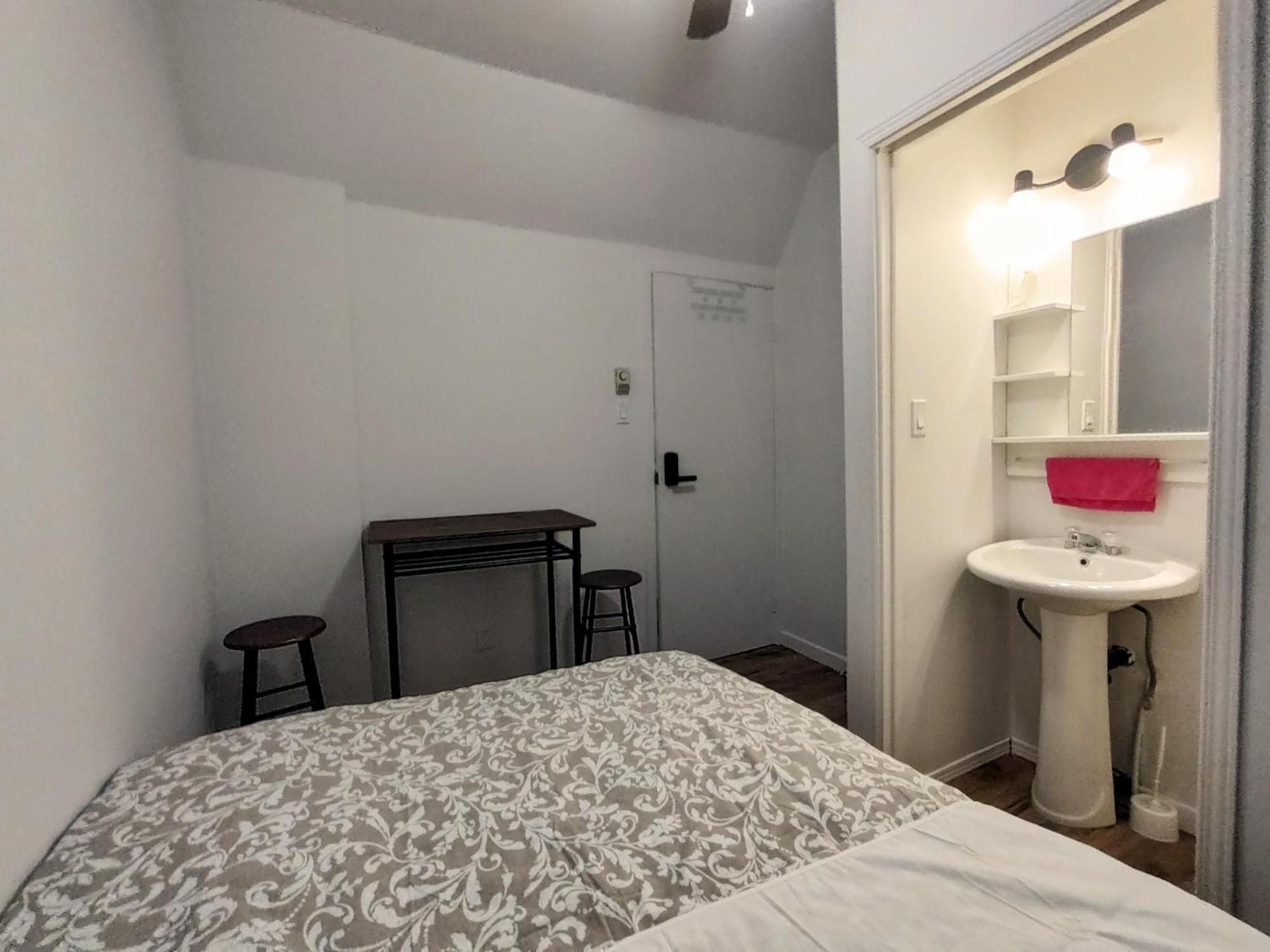 Welcome To Airbnb Saint-Jean-sur-Richelieu Dış mekan fotoğraf